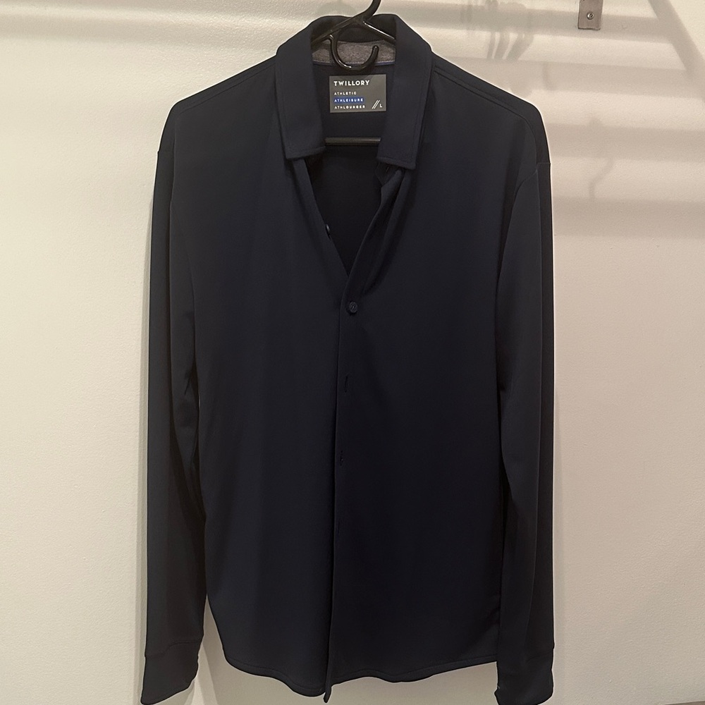 Twillory Navy Blue Button-Up Shirt